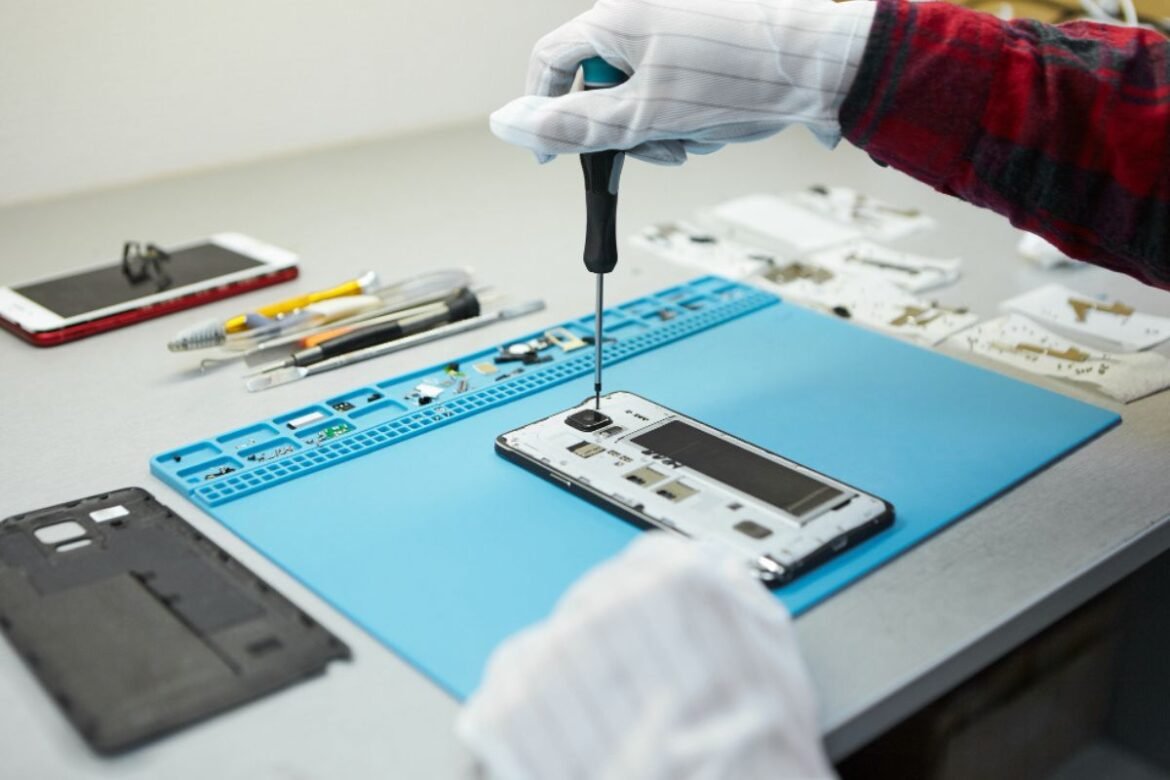 Increase Business Efficiency for your Cell Phone Repair Shop Cell Phone Repair